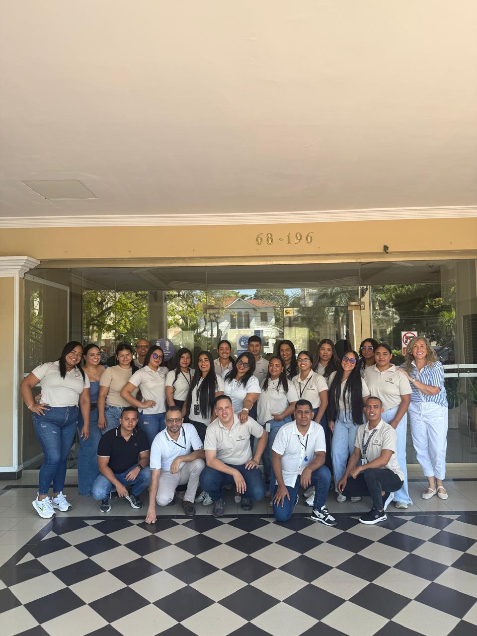 Equipo de Convenir Sistemas de Cobranzas en la sede de Barranquilla